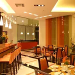 Alexandros Boutique 3*
