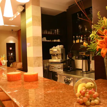 Alexandros Boutique 3*